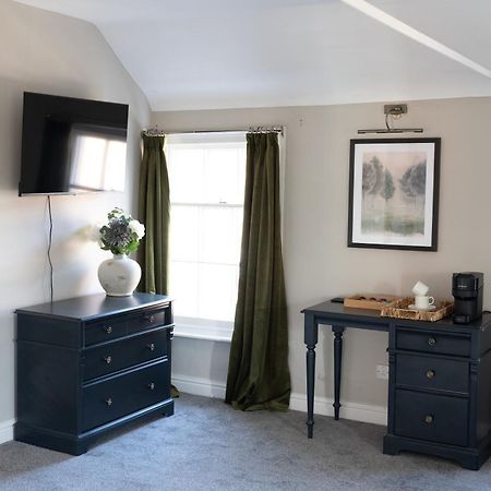 The Raven Hotel At Much Wenlock By Purestay Экстерьер фото