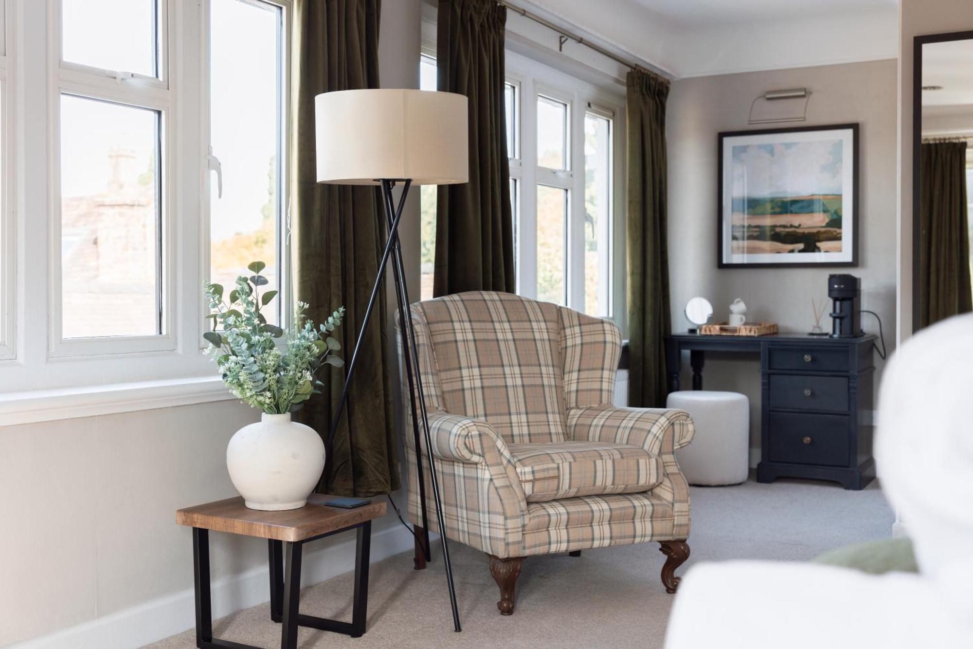 The Raven Hotel At Much Wenlock By Purestay Экстерьер фото